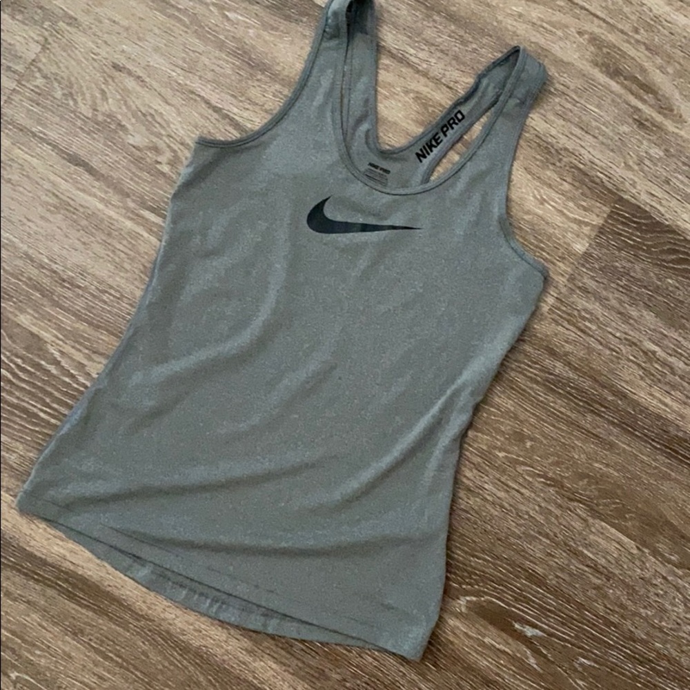 Nike Pro Athletic Tank